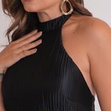 Vestido Longo Cavas Abertas Plissado Poliéster