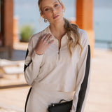 Blusa Moletom Feminino Luna com Abertura de Ziper e Recortes Contrastante