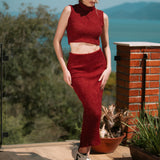 Blusa Feminina Nina em Tricot Felpado, com Mangas Longas e Gola em Ponta.