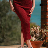 Saia Feminina Nina em Tricot Felpado, com Comprimento Mídi e Fenda Costas